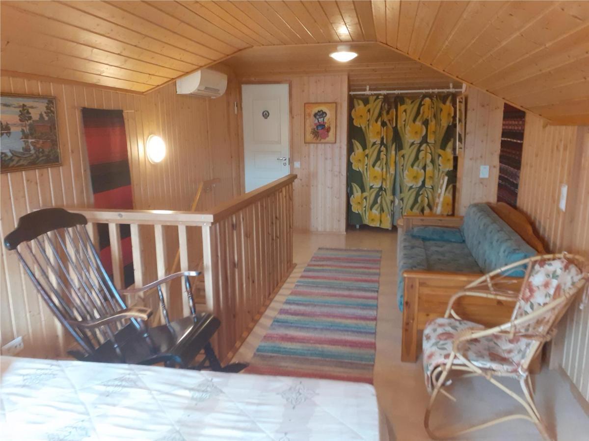 Hotel Karvisen Kissanpaeivaet Joensuun Laehellae Ruokola Exterior foto